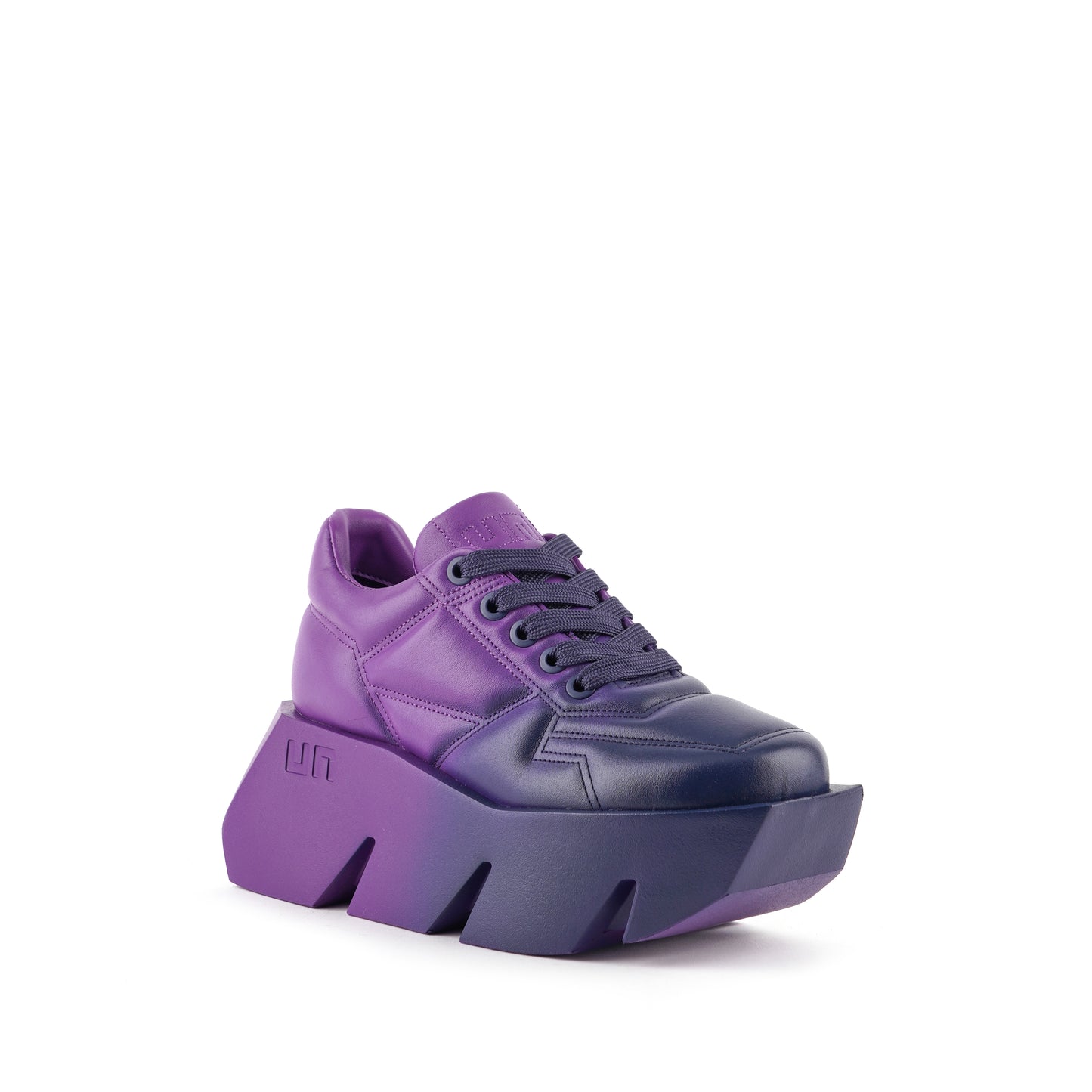 Bull Puffy Sneaker